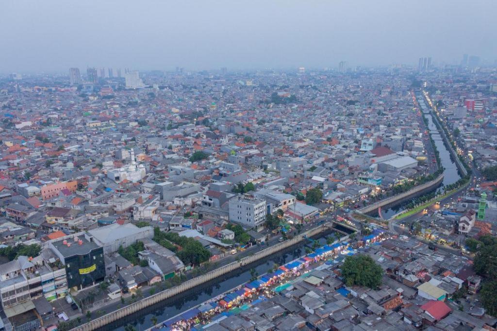 Collection O 6 Grand Palace Kemayoran Jakarta Bagian luar foto
